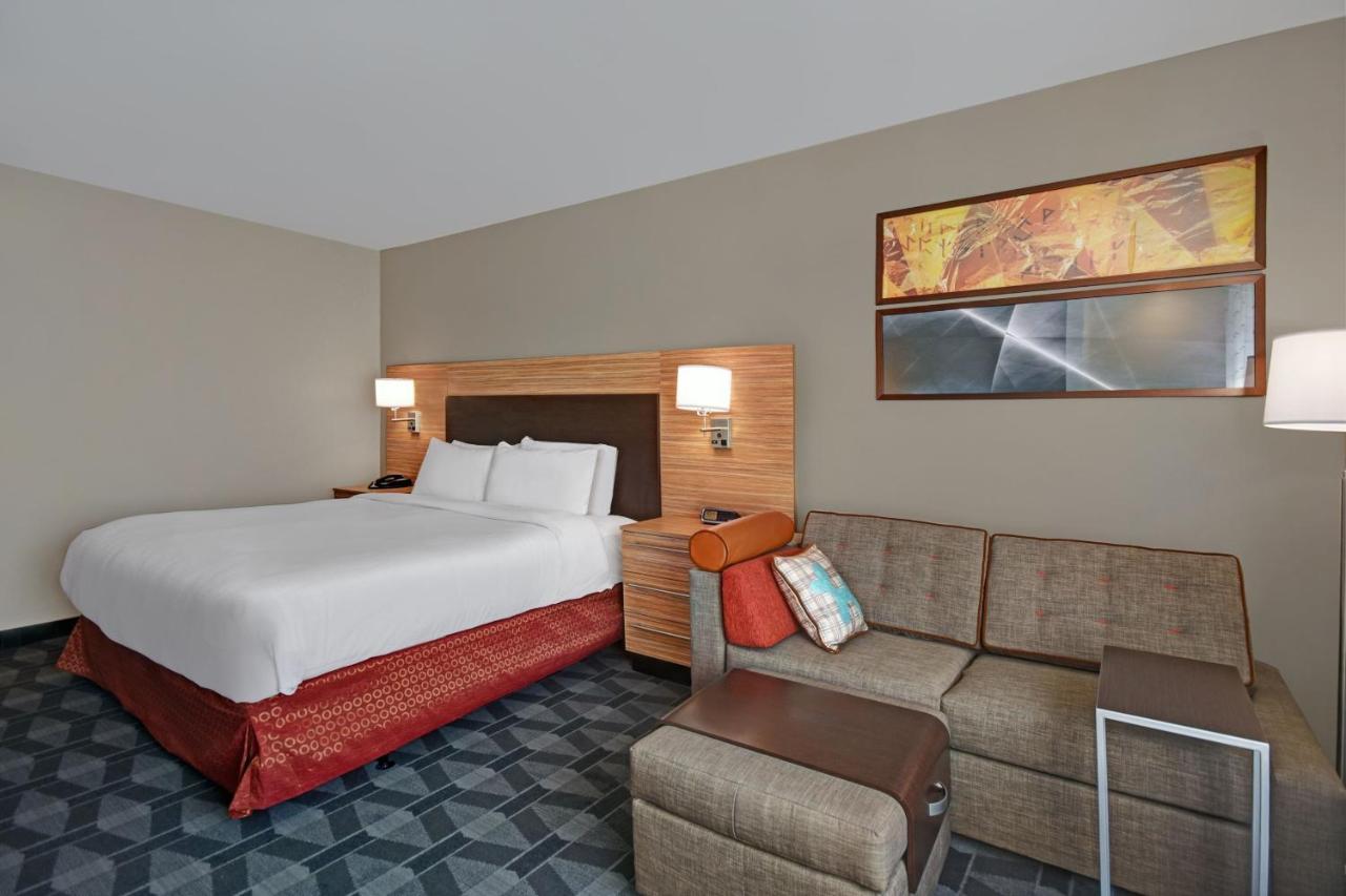 Towneplace Suites By Marriott Grand Rapids Wyoming Buitenkant foto